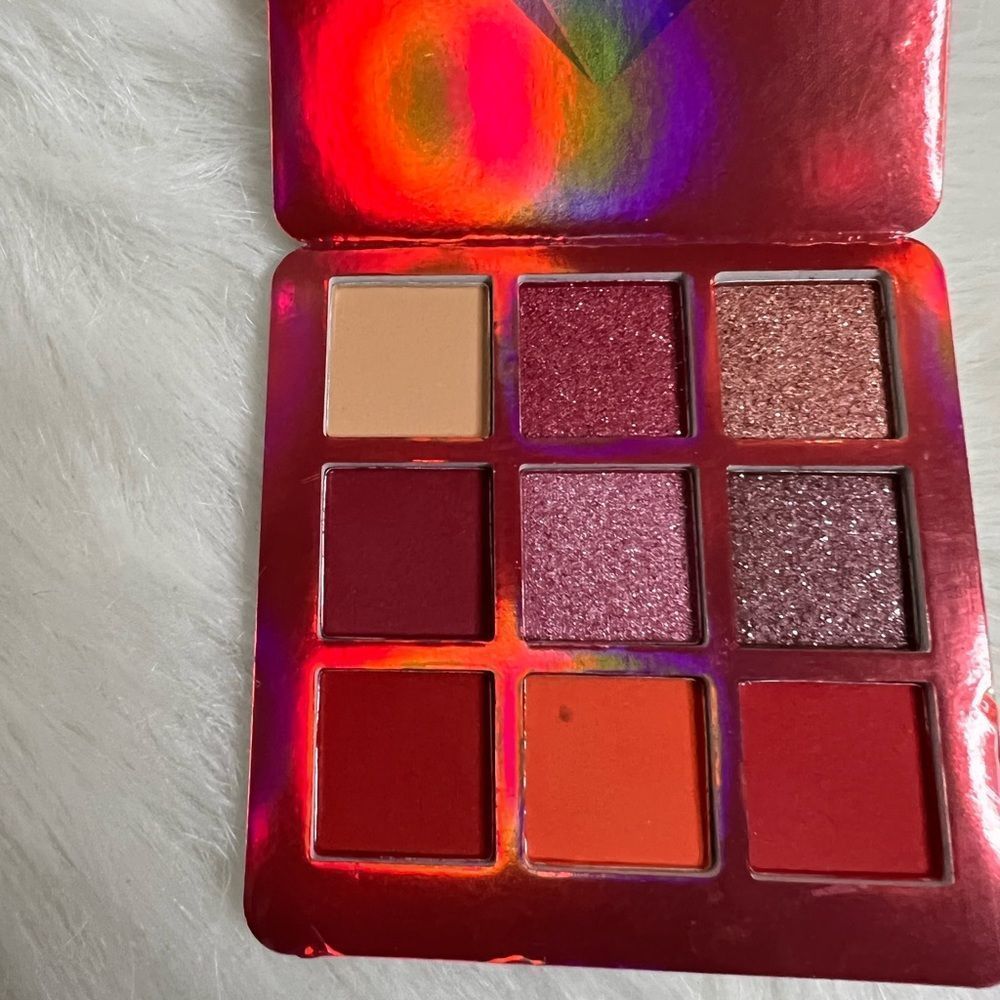 Holiday Eyeshadow Pallet